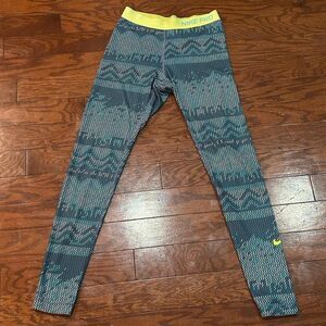 Nike Women's multi Leggings